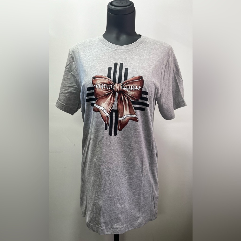 Zia Symbol  New Mexico Football Tee-shirt Size Medium  Long Gray Pink Now